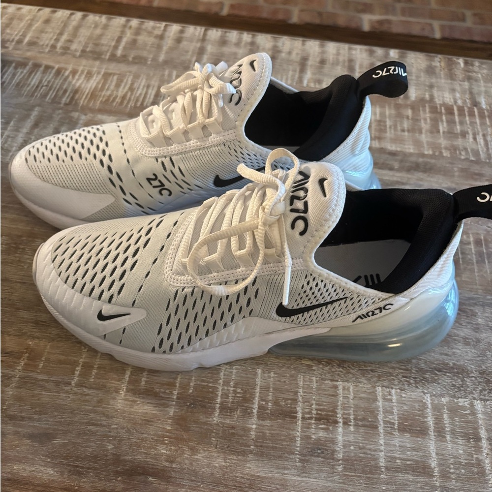Nike White and Black Air Max 270 Sneakers